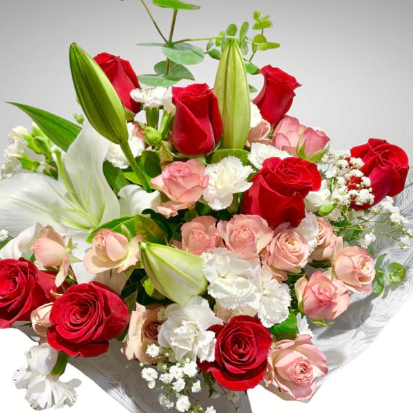 Osaka Flame Bouquet