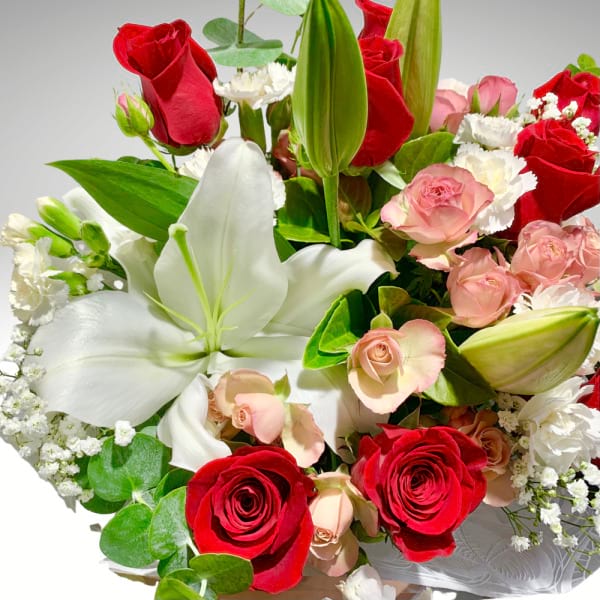 Osaka Flame Bouquet